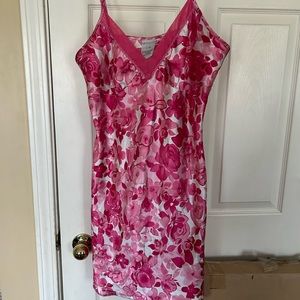 Liz Claiborne rose nightie